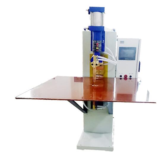 碰焊機(jī)工作原理 碰焊機(jī)工作原理